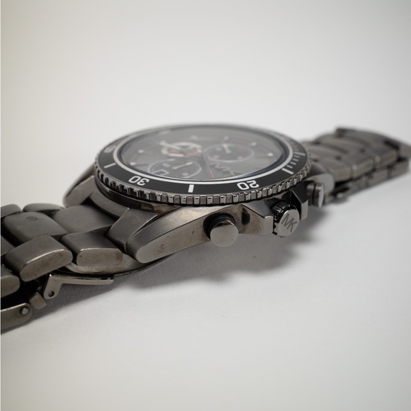 Michael Kors MK8340 Lansing Grey Dial Ion Plated Chronograph Men's - Picture 8 of 15